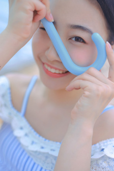 美丽的姑娘播放视频完整版